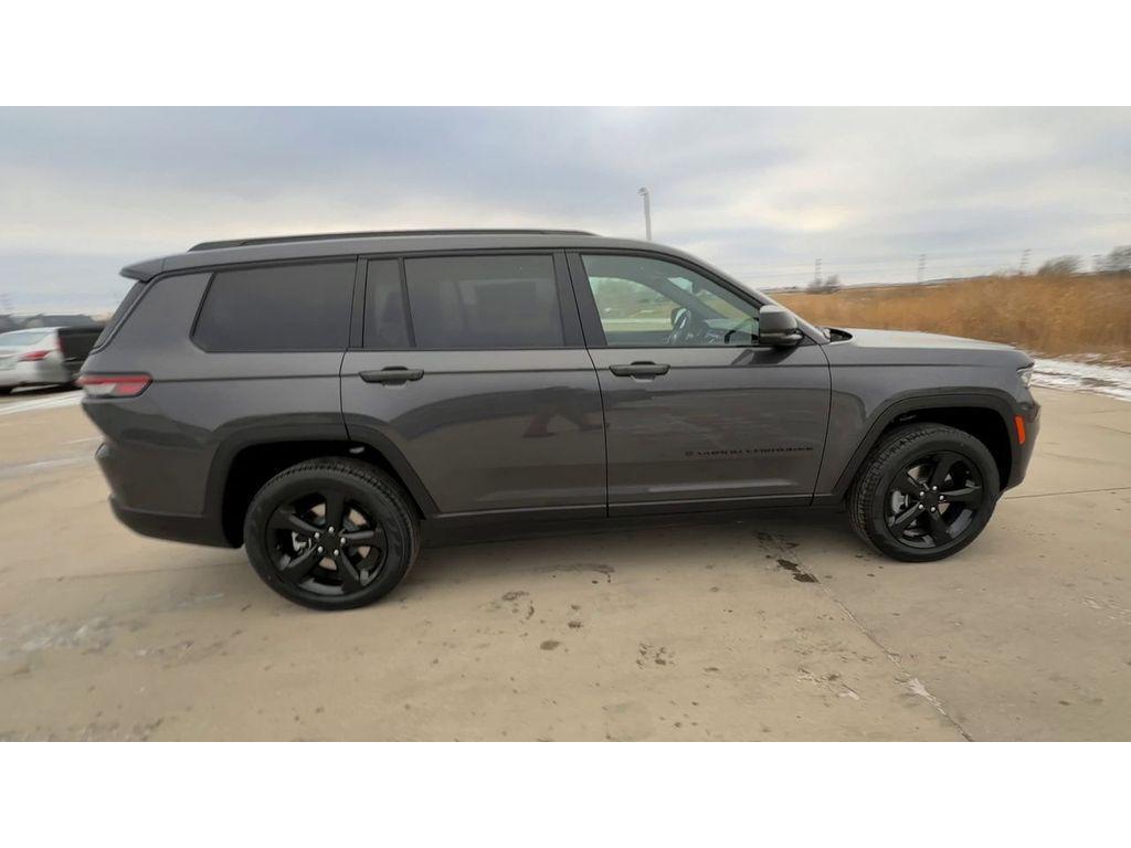 new 2025 Jeep Grand Cherokee L car, priced at $52,250