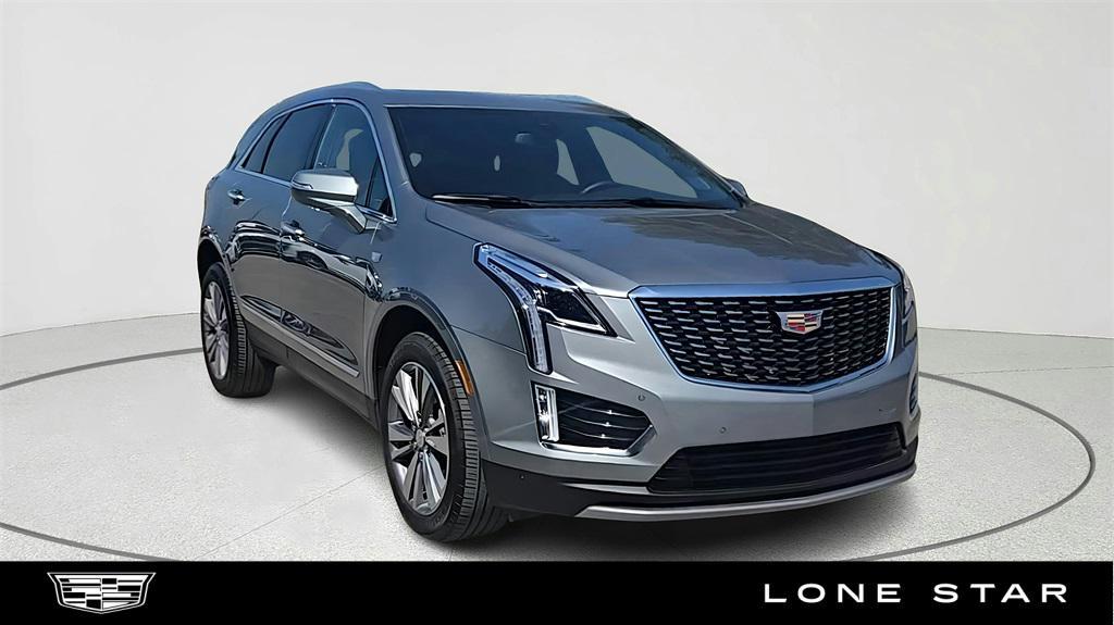 used 2025 Cadillac XT5 car, priced at $38,204