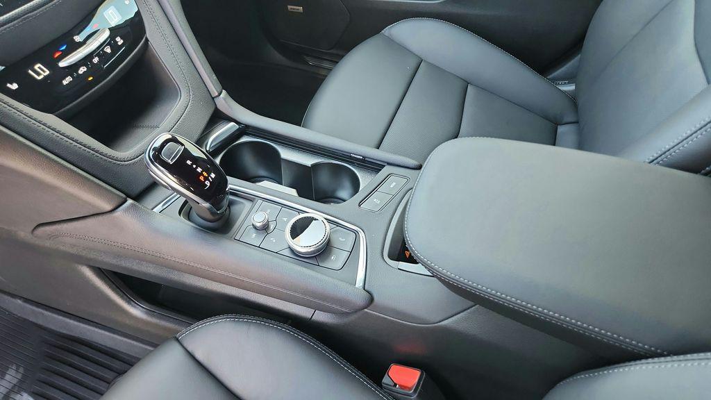 new 2026 Cadillac XT5 car, priced at $58,134