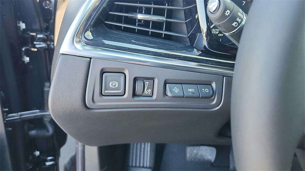 new 2026 Cadillac XT5 car, priced at $59,134