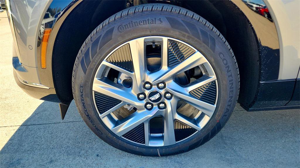 new 2026 Cadillac OPTIQ car, priced at $55,009