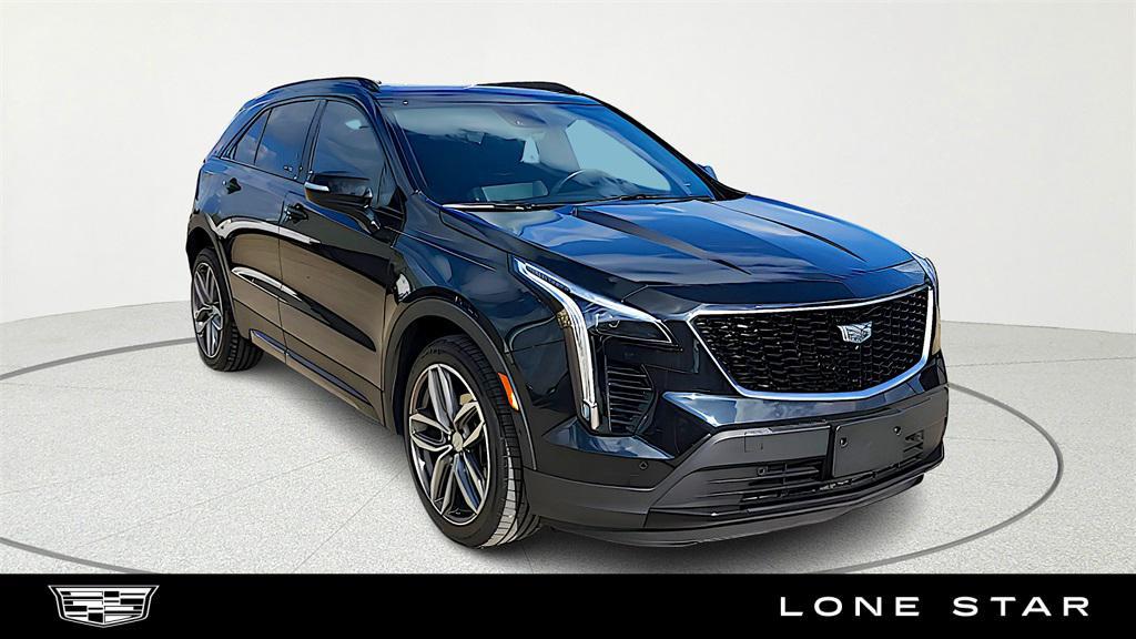 used 2022 Cadillac XT4 car, priced at $25,891