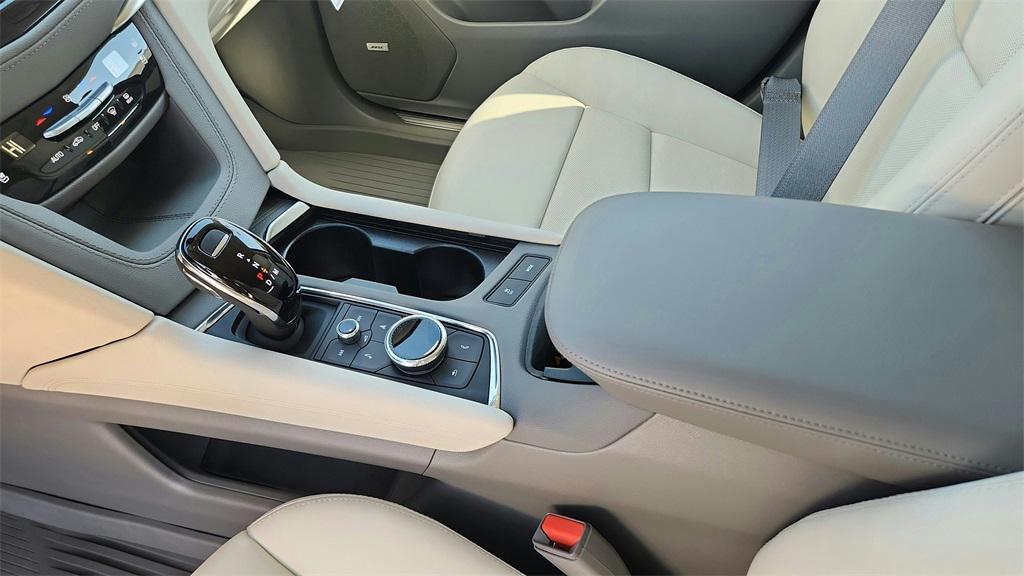 new 2026 Cadillac XT5 car, priced at $60,715