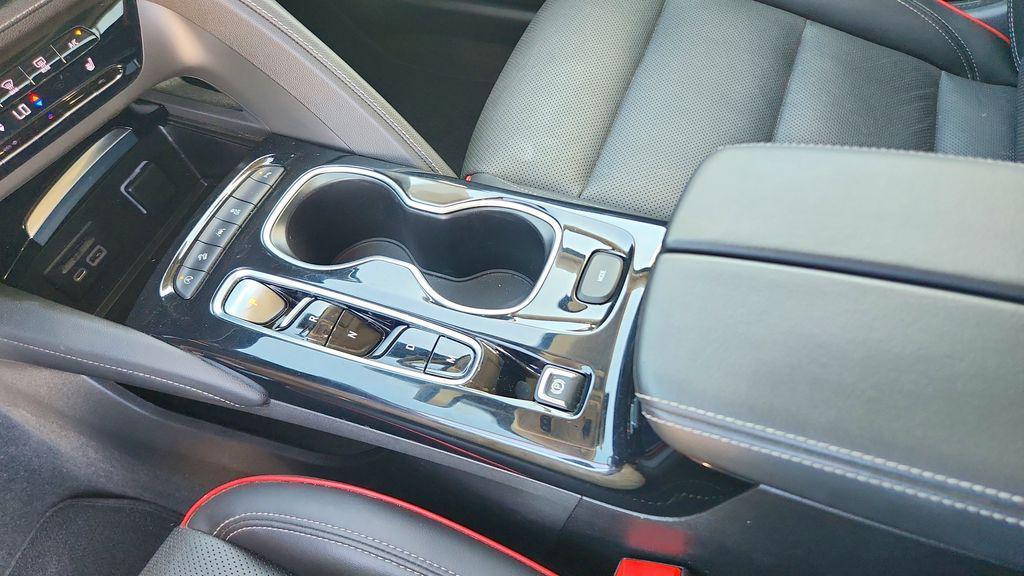 used 2023 Buick Envision car, priced at $28,542