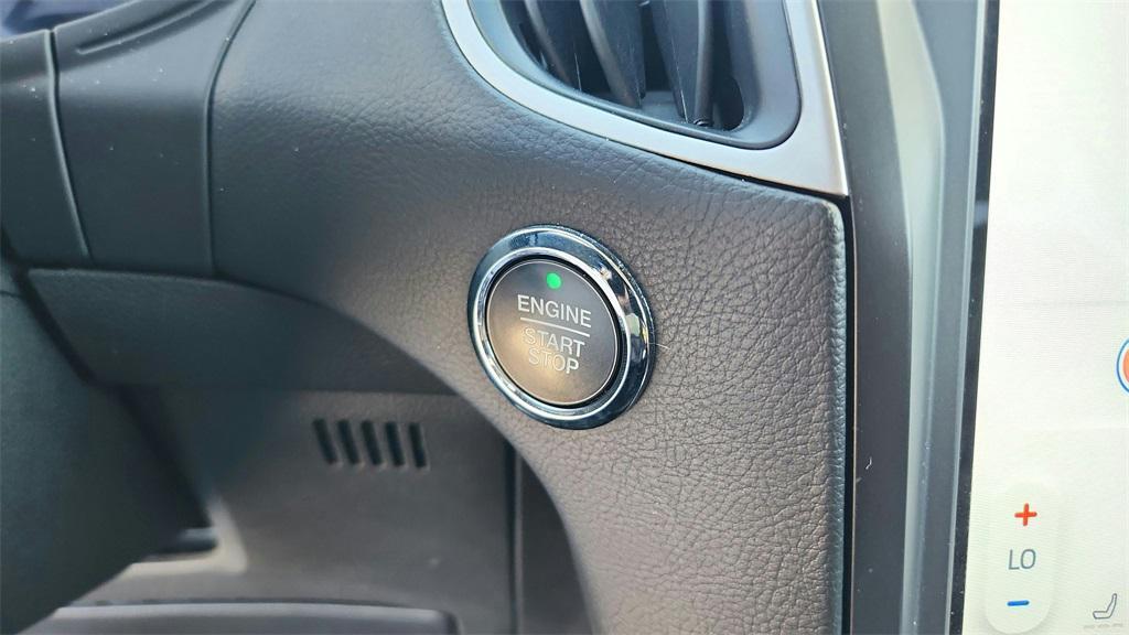 used 2024 Ford Edge car, priced at $18,111