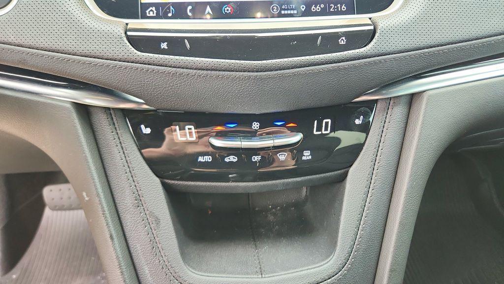 used 2023 Cadillac XT5 car, priced at $29,210