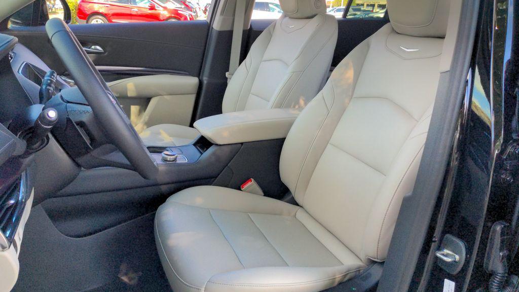used 2023 Cadillac XT4 car, priced at $26,117
