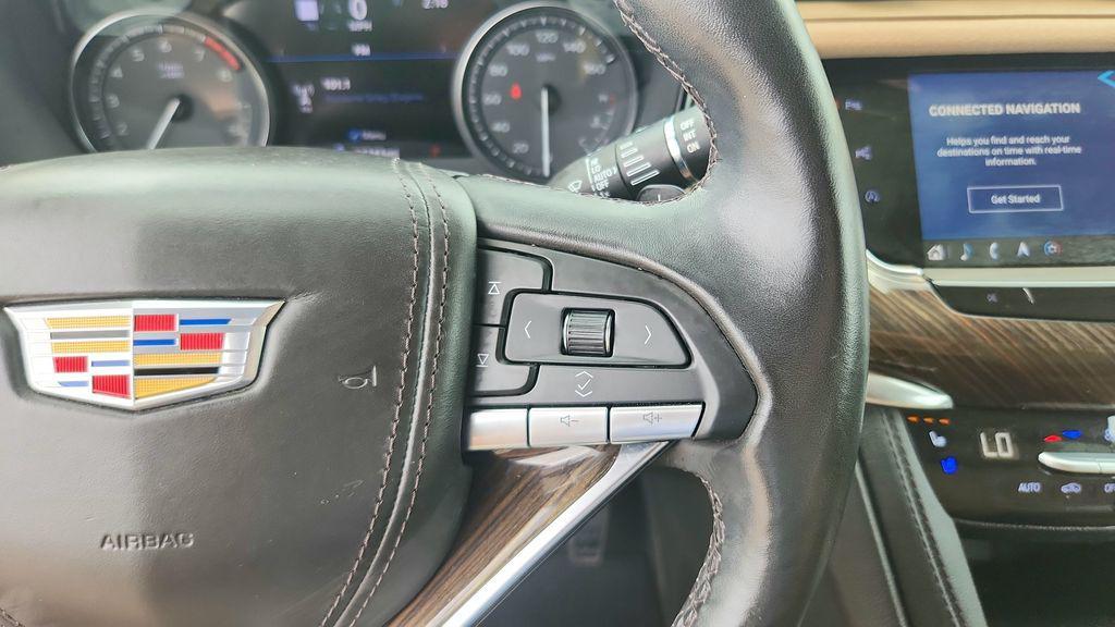 used 2023 Cadillac XT6 car, priced at $39,547