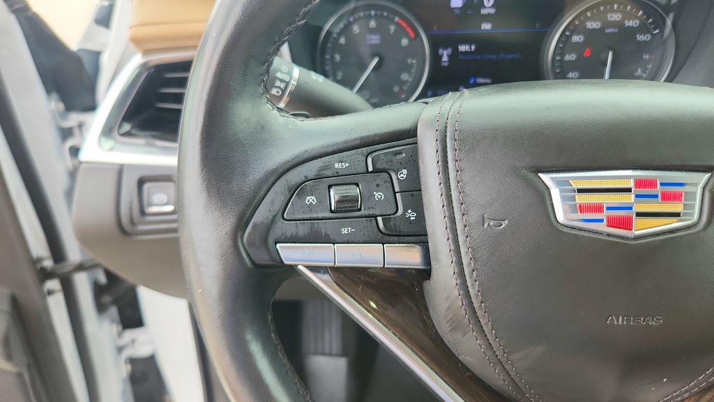 used 2023 Cadillac XT6 car, priced at $39,547