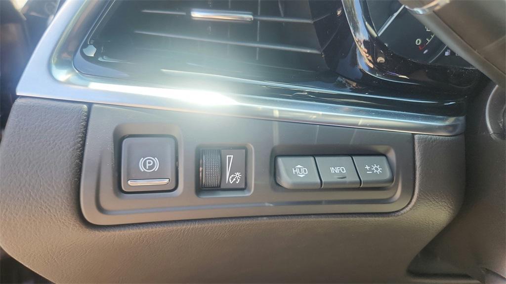 new 2025 Cadillac XT6 car, priced at $63,960