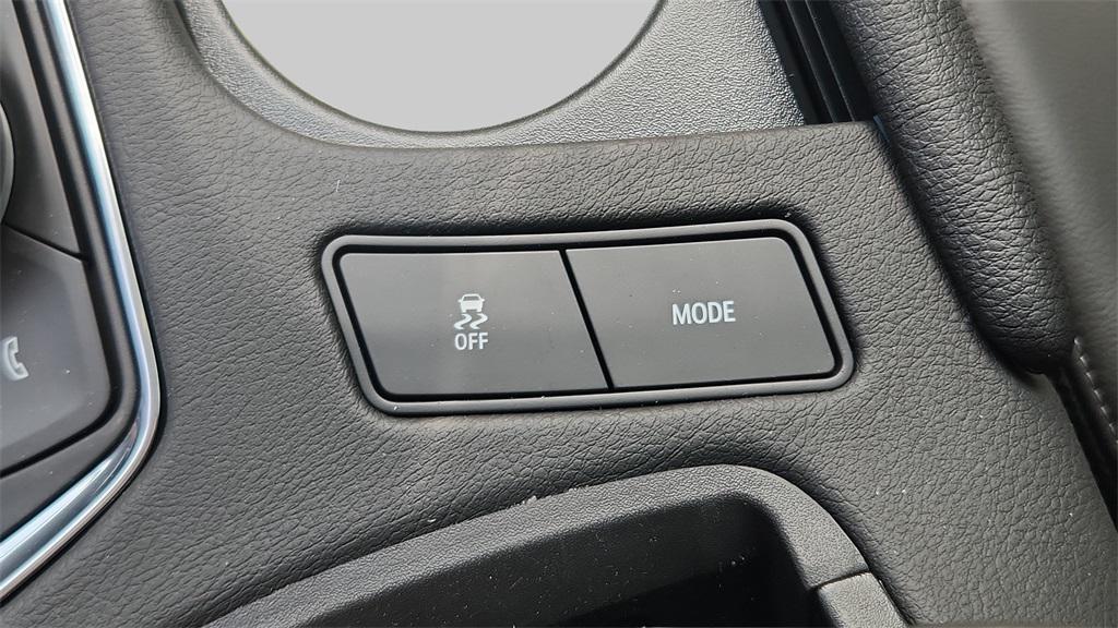 new 2025 Cadillac XT6 car, priced at $64,205