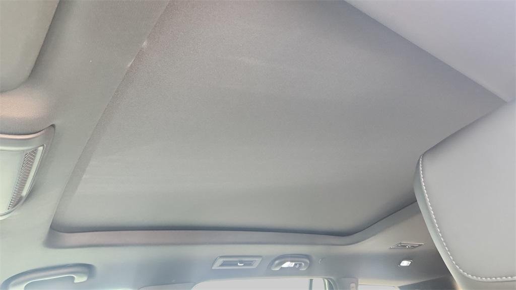 new 2025 Cadillac XT6 car, priced at $64,205