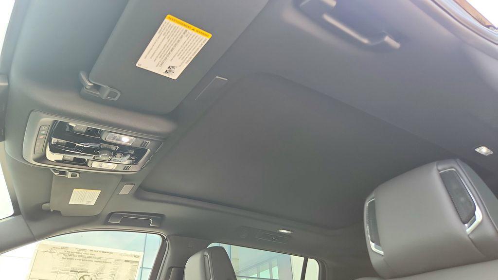 new 2026 Cadillac Escalade ESV car, priced at $118,411