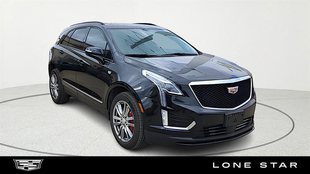 used 2023 Cadillac XT5 car, priced at $36,552