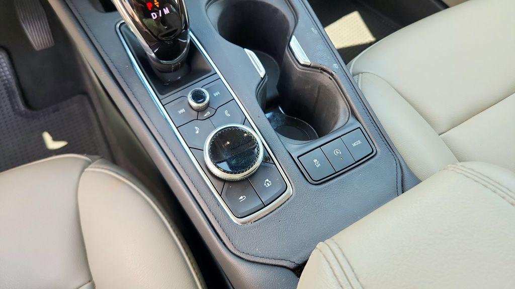 used 2023 Cadillac XT4 car, priced at $25,048