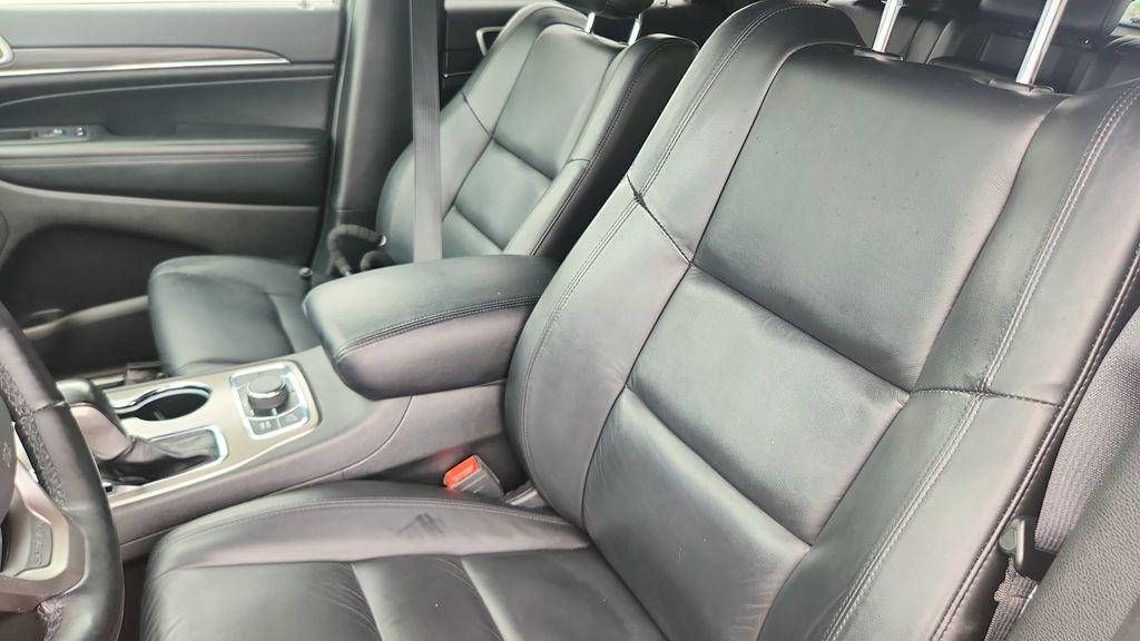 used 2021 Jeep Grand Cherokee car, priced at $24,237