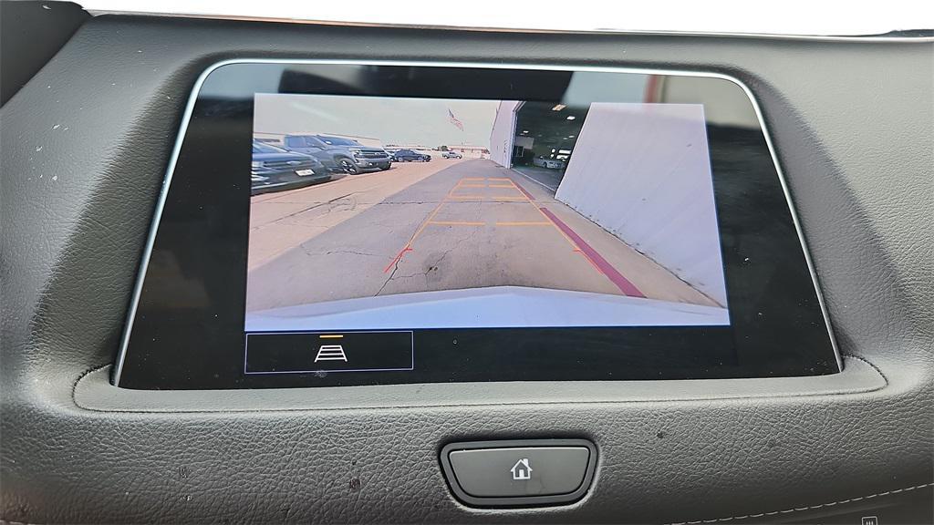 used 2022 Cadillac XT4 car, priced at $24,301