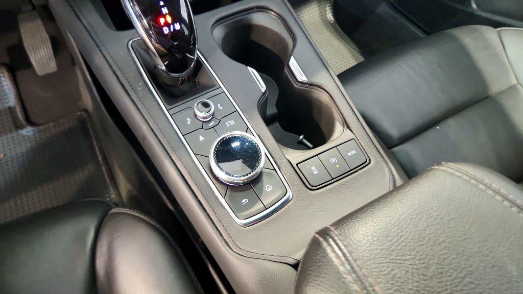 used 2024 Cadillac XT4 car, priced at $26,430