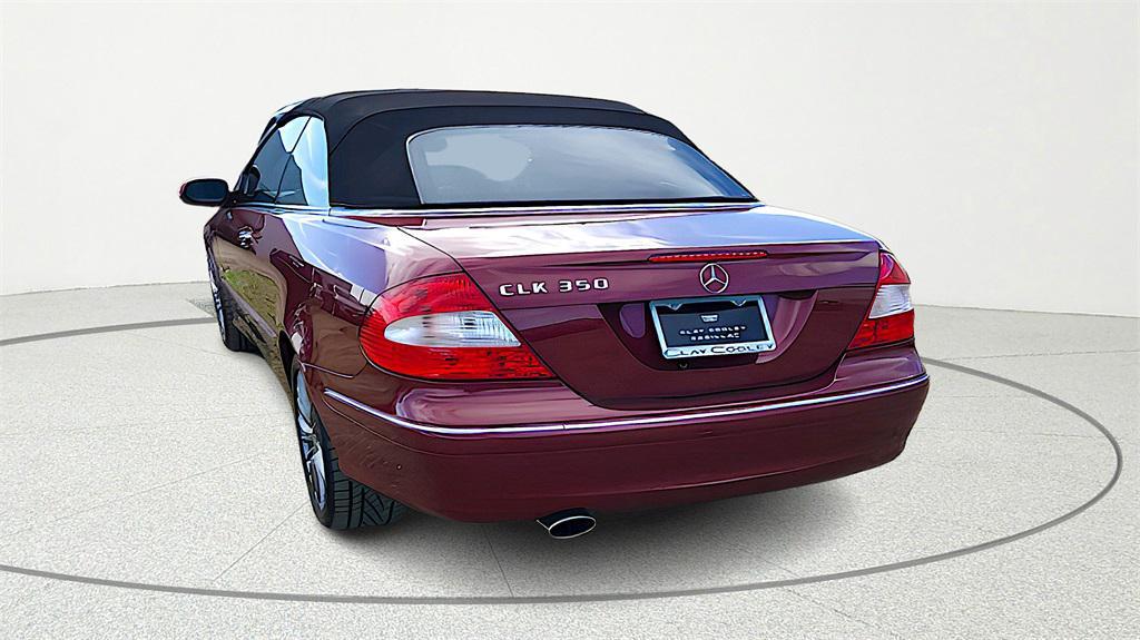 used 2007 Mercedes-Benz CLK-Class car, priced at $7,983