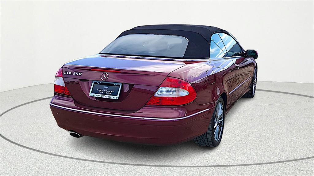used 2007 Mercedes-Benz CLK-Class car, priced at $7,983