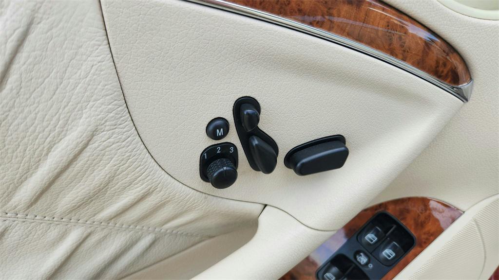 used 2007 Mercedes-Benz CLK-Class car, priced at $7,983