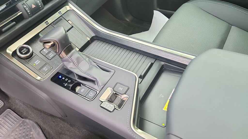 used 2025 Lexus GX 550 car, priced at $96,228