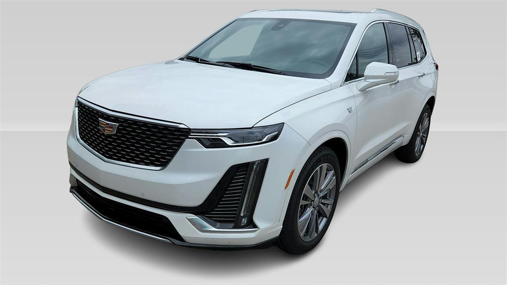 new 2025 Cadillac XT6 car, priced at $51,513
