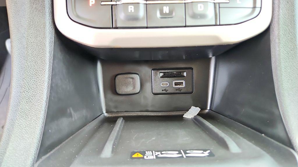 used 2023 GMC Acadia car, priced at $33,118