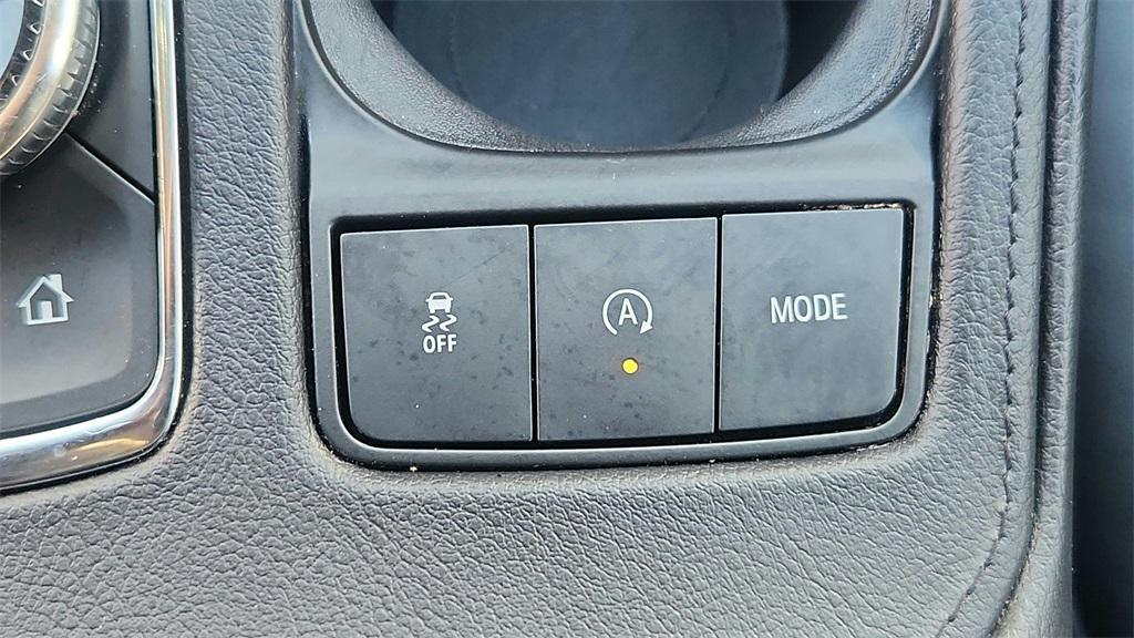 used 2023 Cadillac XT4 car, priced at $25,502