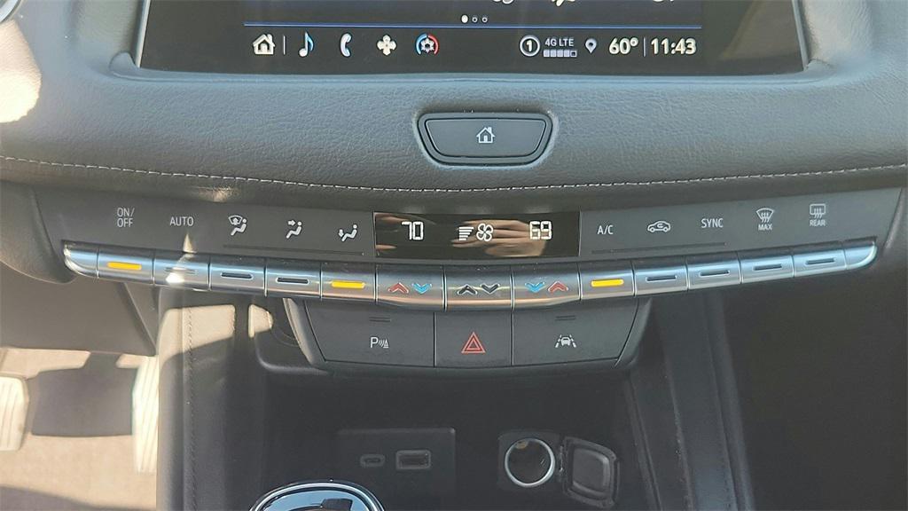 used 2023 Cadillac XT4 car, priced at $25,502