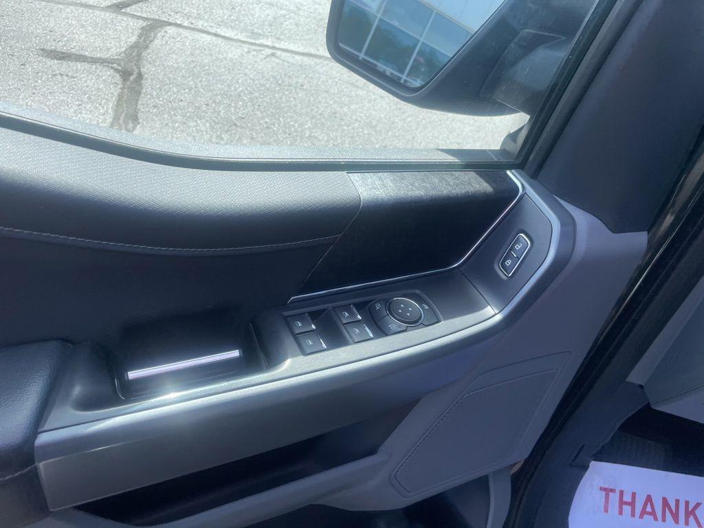 used 2021 Ford F-150 car, priced at $32,304