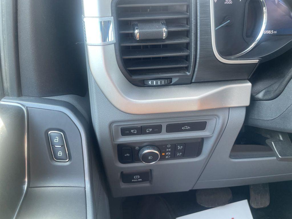 used 2021 Ford F-150 car, priced at $32,304