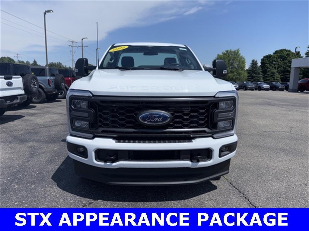 new 2025 Ford F-350 car, priced at $54,539