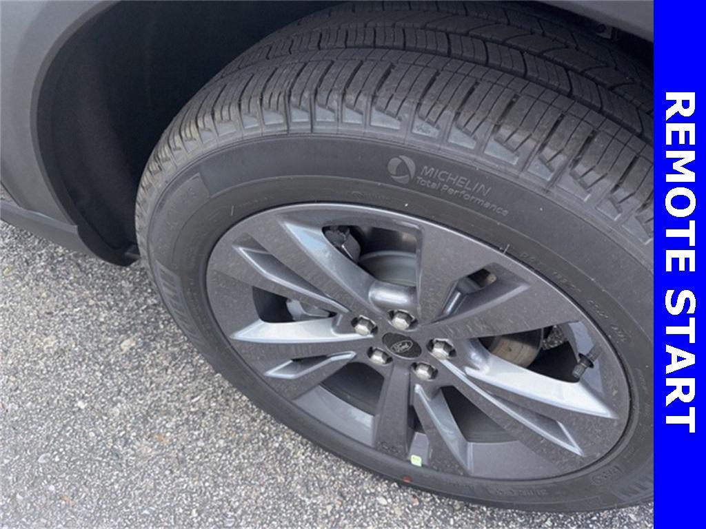 new 2025 Ford Explorer car, priced at $46,753