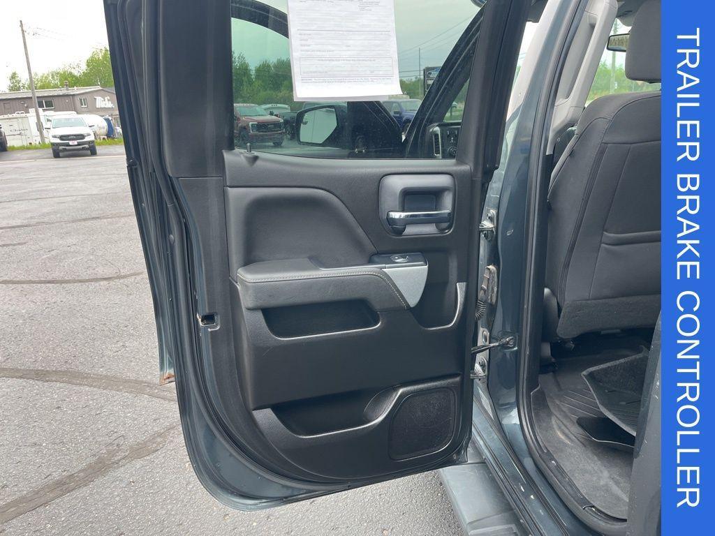 used 2018 Chevrolet Silverado 1500 car, priced at $21,304