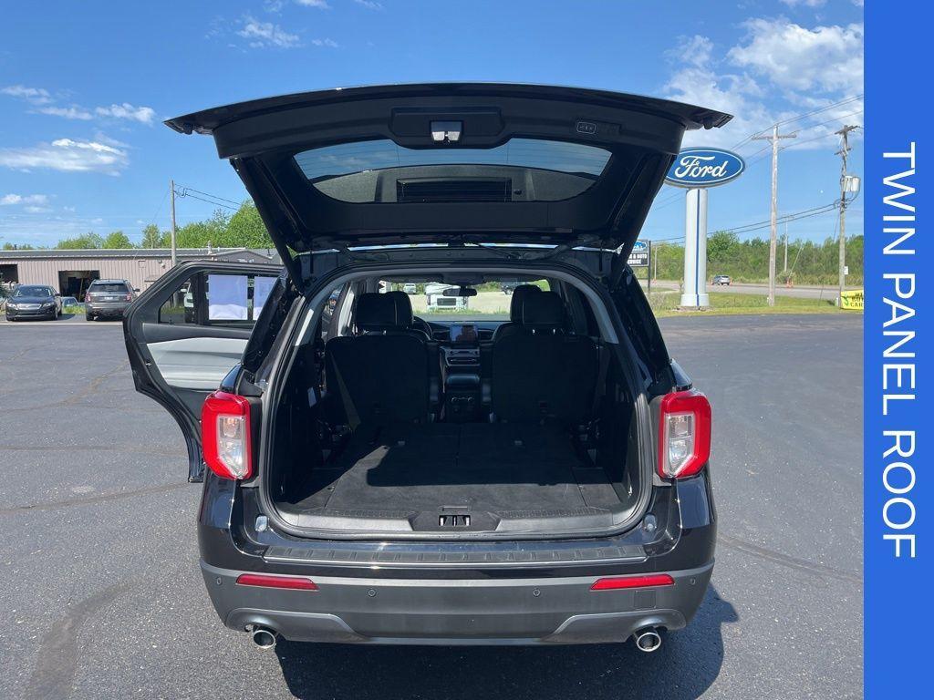 used 2024 Ford Explorer car, priced at $34,204