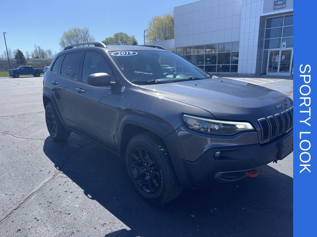 used 2019 Jeep Cherokee car, priced at $21,804