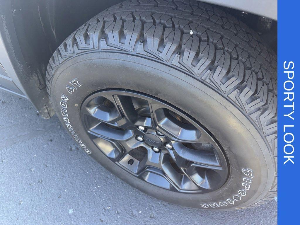 used 2019 Jeep Cherokee car, priced at $21,804