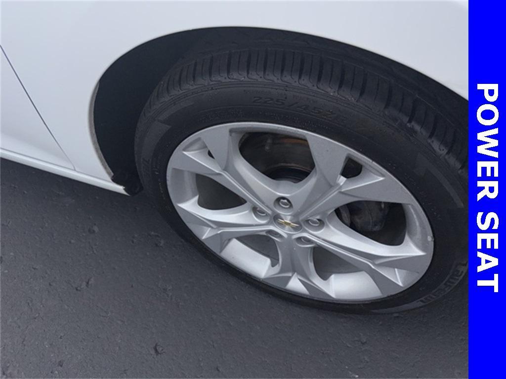 used 2018 Chevrolet Cruze car, priced at $11,550