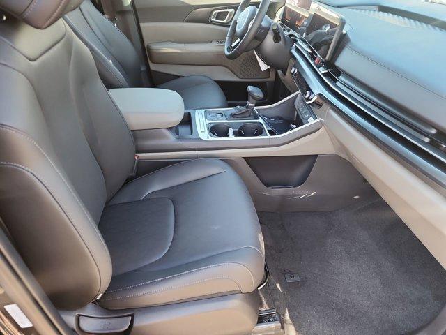 new 2026 Kia Carnival car, priced at $40,905