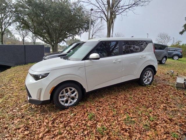 new 2025 Kia Soul car, priced at $21,970