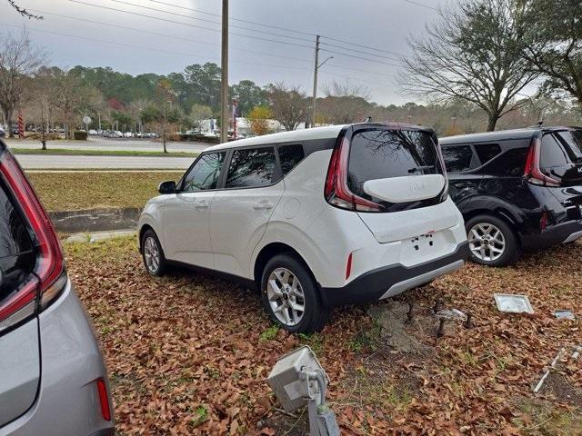 new 2025 Kia Soul car, priced at $21,970