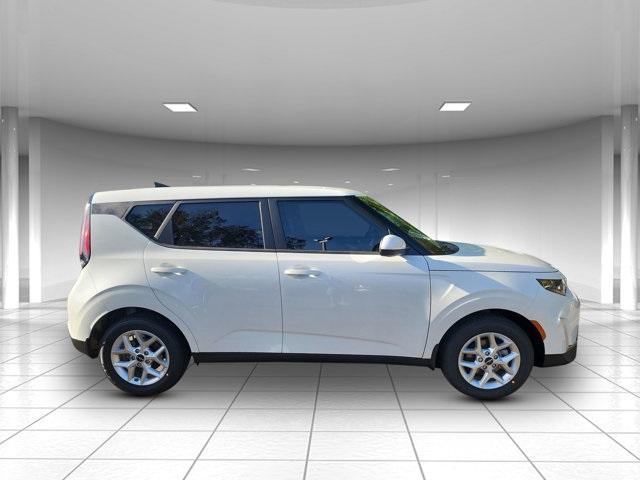 new 2025 Kia Soul car, priced at $22,115