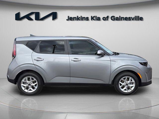 new 2025 Kia Soul car, priced at $21,625