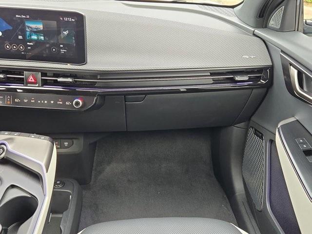 new 2025 Kia EV6 car, priced at $46,990