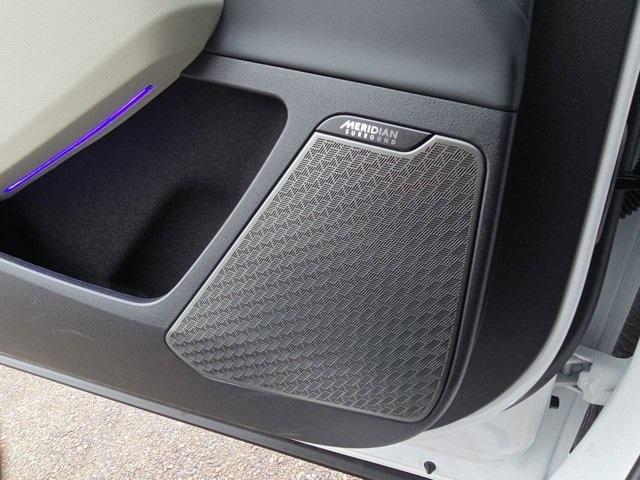 new 2025 Kia EV6 car, priced at $46,990