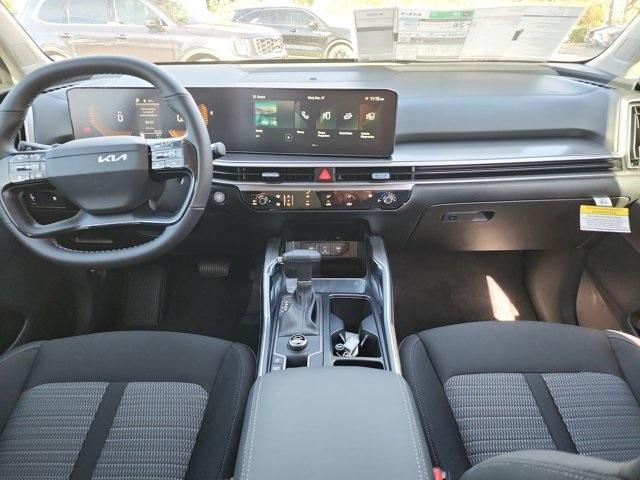 new 2026 Kia Sorento car, priced at $33,270