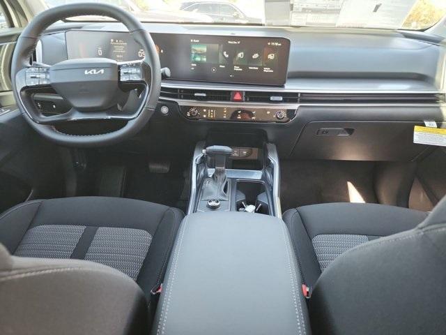 new 2026 Kia Sorento car, priced at $33,270