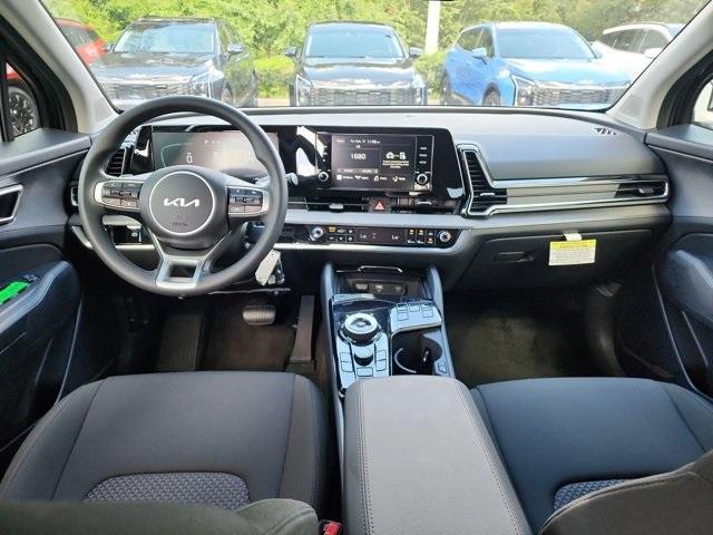new 2025 Kia Sportage Hybrid car, priced at $30,090