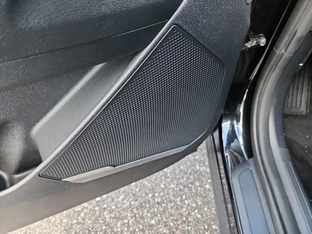 new 2025 Kia Sportage Hybrid car, priced at $30,090